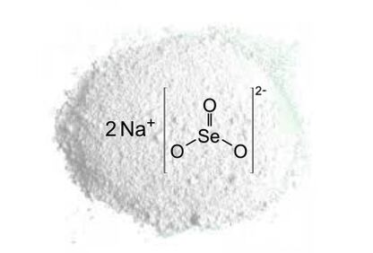 Ocuvit contient du sélénite de sodium. 